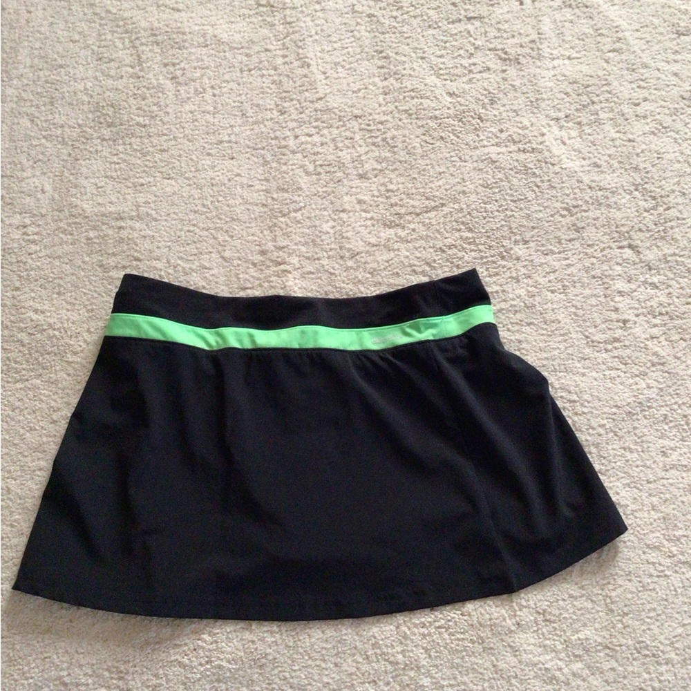 Adidas Black Skirt with Green Highlights - Picture 2 of 2